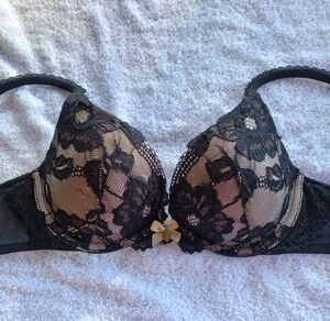 Victoria's secret bra 34B body by Victoria push up black lace